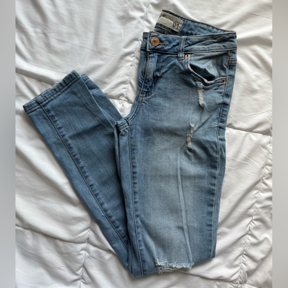 GARAGE | distressed jeans.